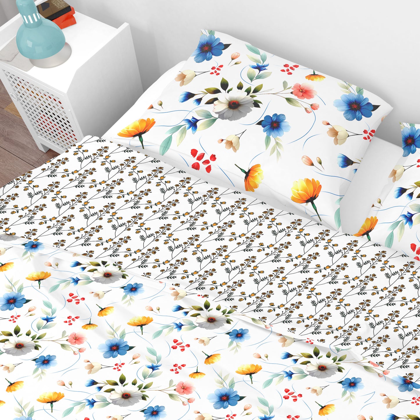 Vintage Retro White Blue Floral Cotton Reversible Quilt Cover Set - Adore India