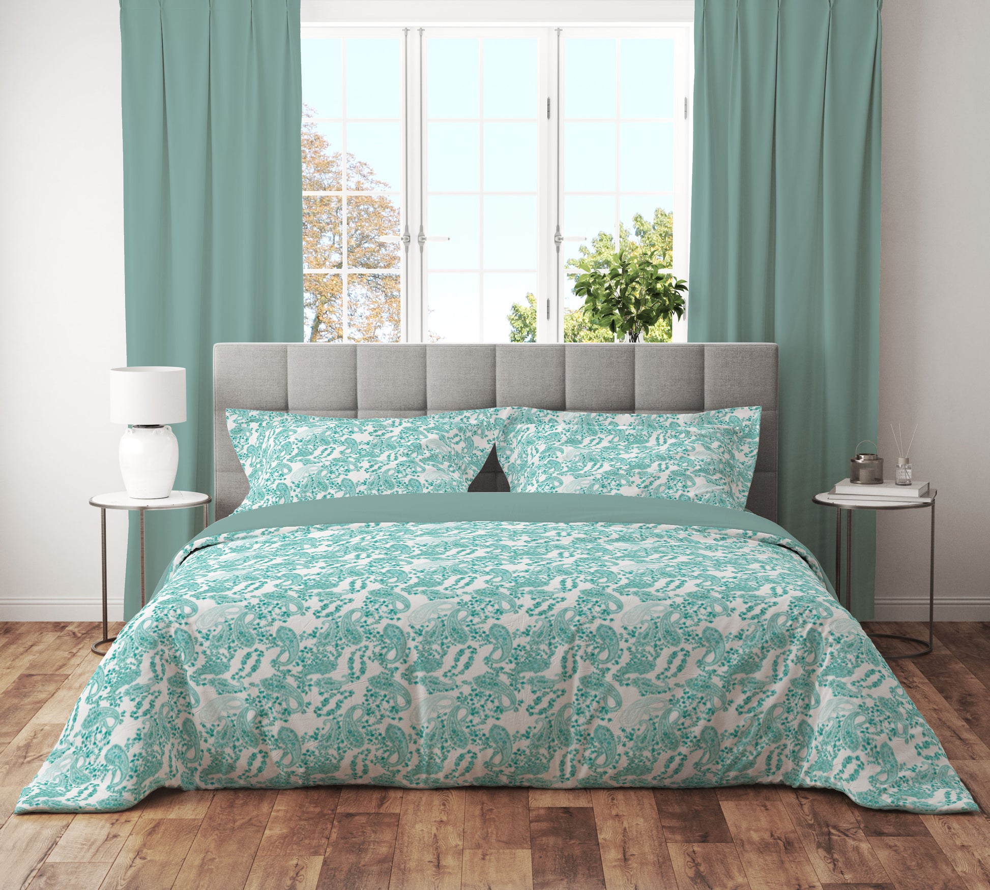 Turquoise Paisley - Elegance Meets Drama for a Chic Bedroom Upgrade King Size - Adore India