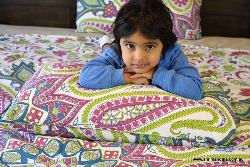 Bohemian Paisley Green Mandala Duvet Set - Adore India
