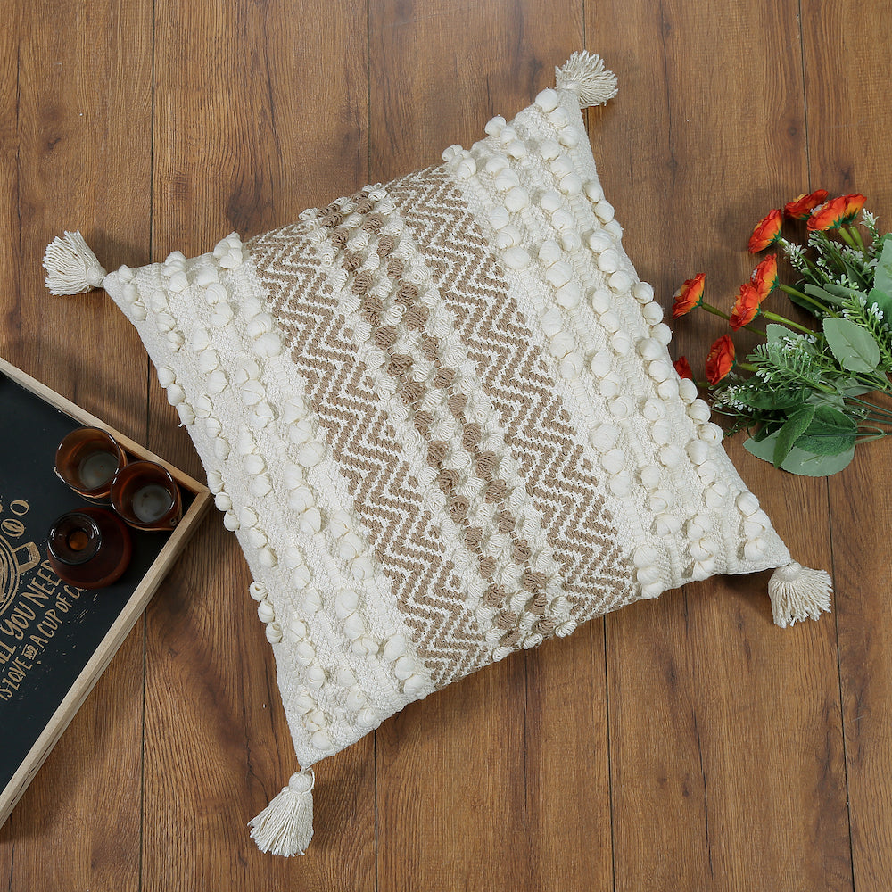 Boho Beach Cushion Cover with Beige Zigzag Pattern and Tassels 