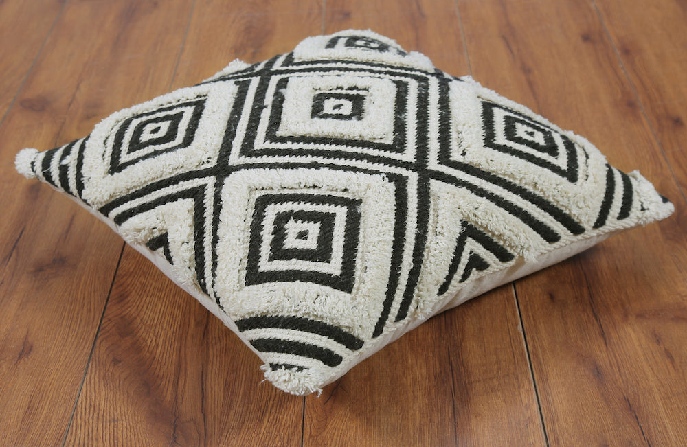 Geometric Coastal Boho Home Decor Cushion - Black and White Diamond Pattern