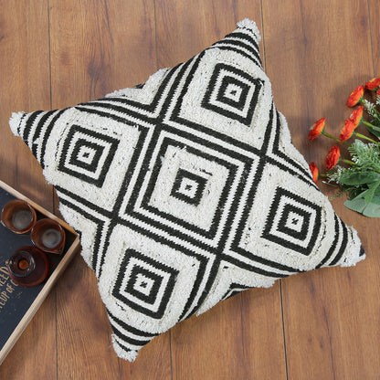 Geometric Coastal Boho Home Decor Cushion - Black and White Diamond Pattern