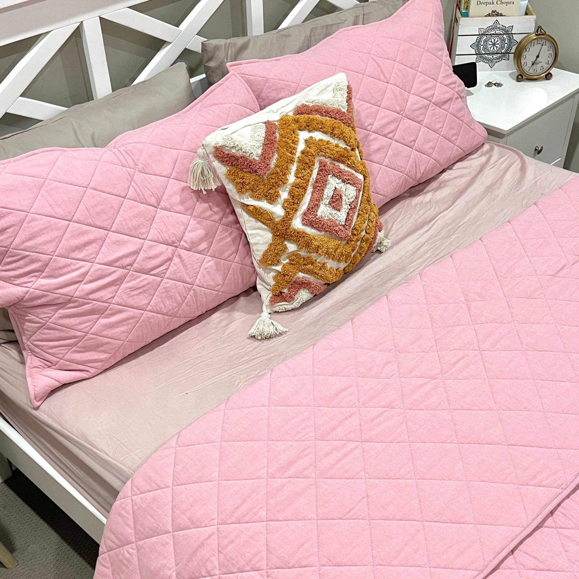 Luxurious Cotton Stone Wash Quilt Set - Adore India   