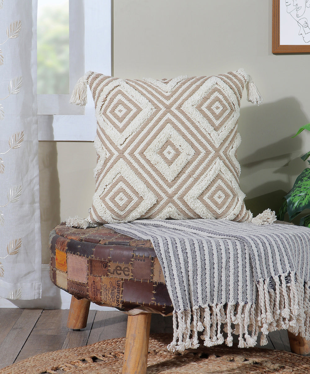 Beige and White Boho Cushion Cover - Diamond Geometric Pattern with Tassels