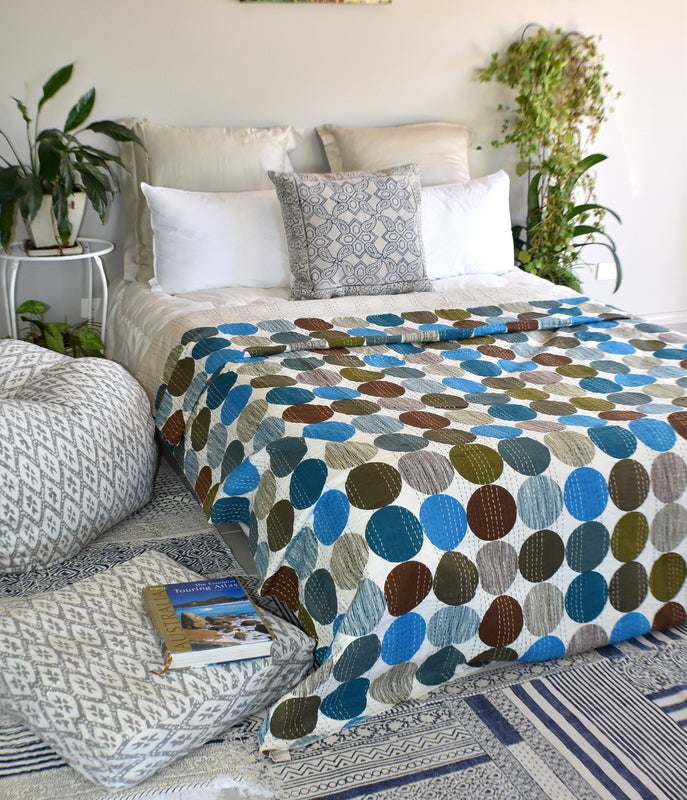 Handmade Blue Polka Dot Cotton Reversible Kantha Quilt Bedspread Throw