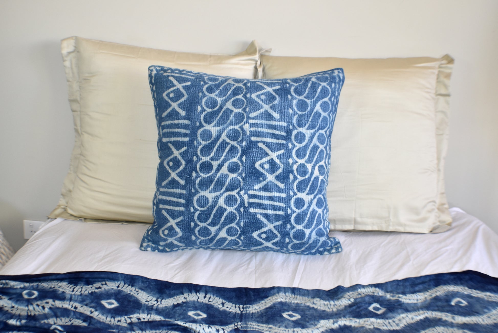 Block Print Heavy Cotton Dari Cushion Cover 65x65cm- IB65-11 - Adore India   